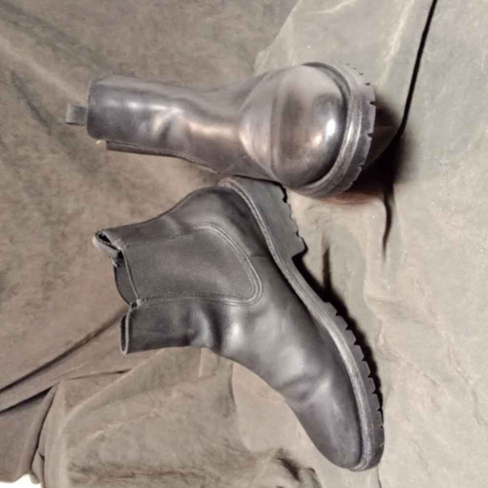 Thursday Boot Co. Women's Black Matte Legend ~ Size 8.5